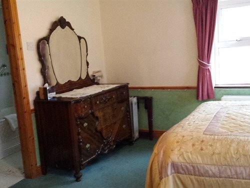 O'Connor'S Guest House 丁格尔 外观 照片